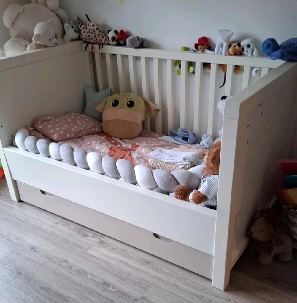 Wit houten kinderbed in TB-conditie, Kinderen en Baby's, Kinderkamer | Complete kinderkamers, Ophalen