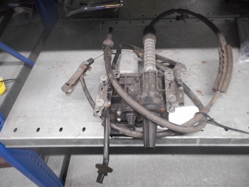 MOTEUR DE FREIN A MAIN ELECTRIQUE Opel Cascada (13386364), Opel, Opel Automobile GmbH, Utilisé, Kontakt-opel@opel.com
