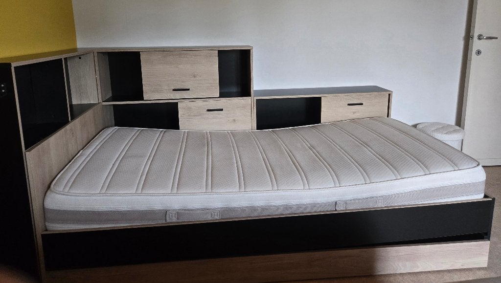Eenpersoonsbed met opbergvakken en verstelbare lattenbodem, Huis en Inrichting, Slaapkamer | Bedden, Ophalen, 90 cm, Eenpersoons