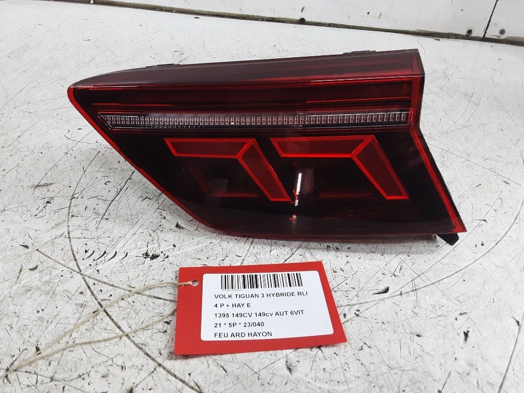 ACHTERLICHT RECHTS ACHTERKLEP Tiguan (AD1) (5NA945308H07S), Gebruikt, Volkswagen, Mevr. I. Hauben, Rue de l'Espoir 34 34
4030  GRIVEGNÉE, BE