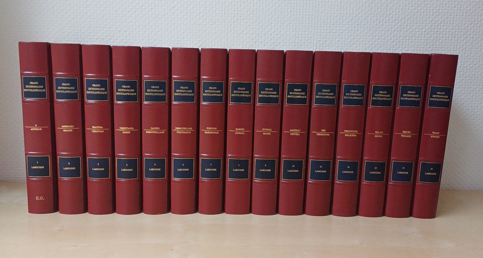 LAROUSSE ENCYCLOPEDIE IN 15 DELEN., Complete serie, Algemeen, LAROUSSE, Ophalen