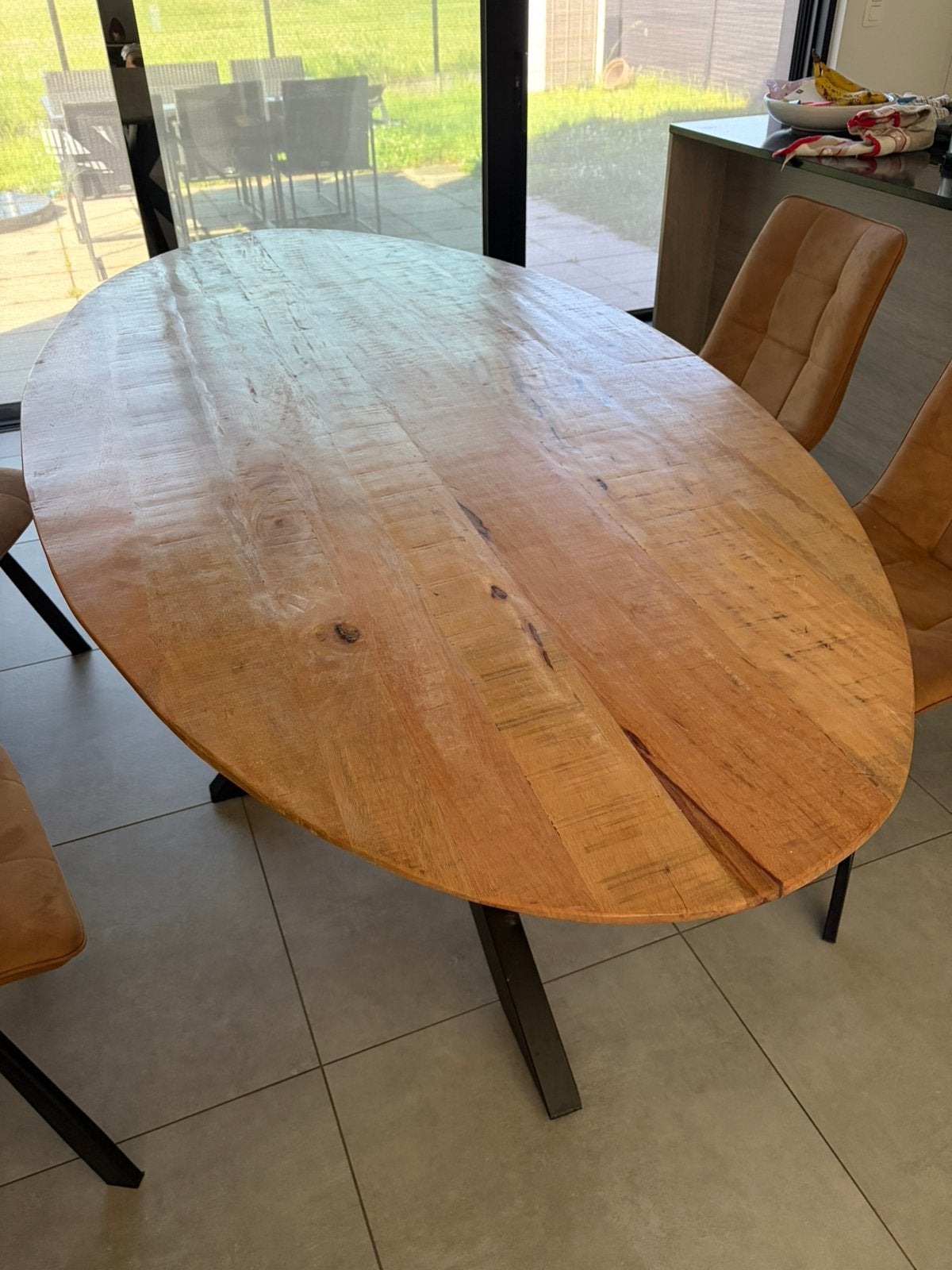 Rustieke eettafel + 4 stoelen, Ophalen, Zo goed als nieuw
