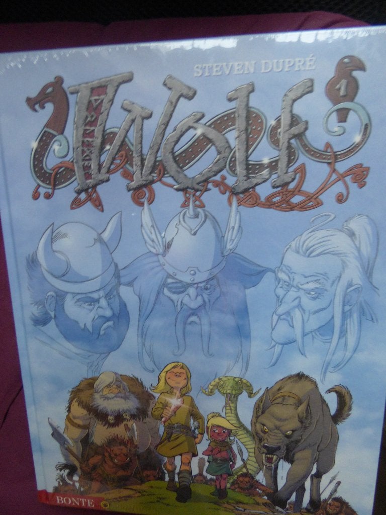 wolf   ,   dikke hardcover  244 blz, Enlèvement ou Envoi