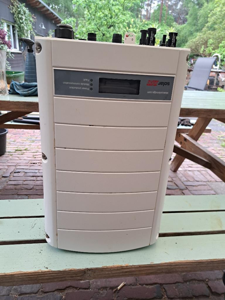 Omvormer zonnepanelen, Ophalen