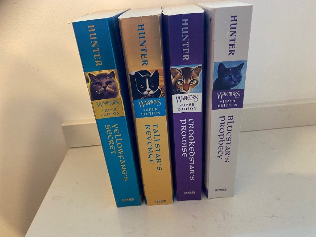 4 boeken Super Edition Warriors, Fiction, Erin Hunter, Comme neuf, Enlèvement