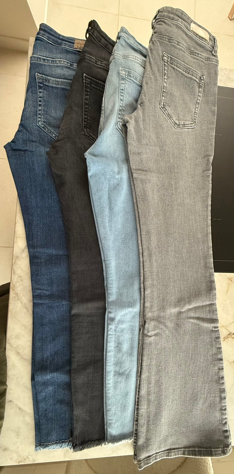 4 Broeken van only maat L, Kleding | Dames, Broeken en Pantalons, Ophalen of Verzenden, Gedragen, Maat 42/44 (L)