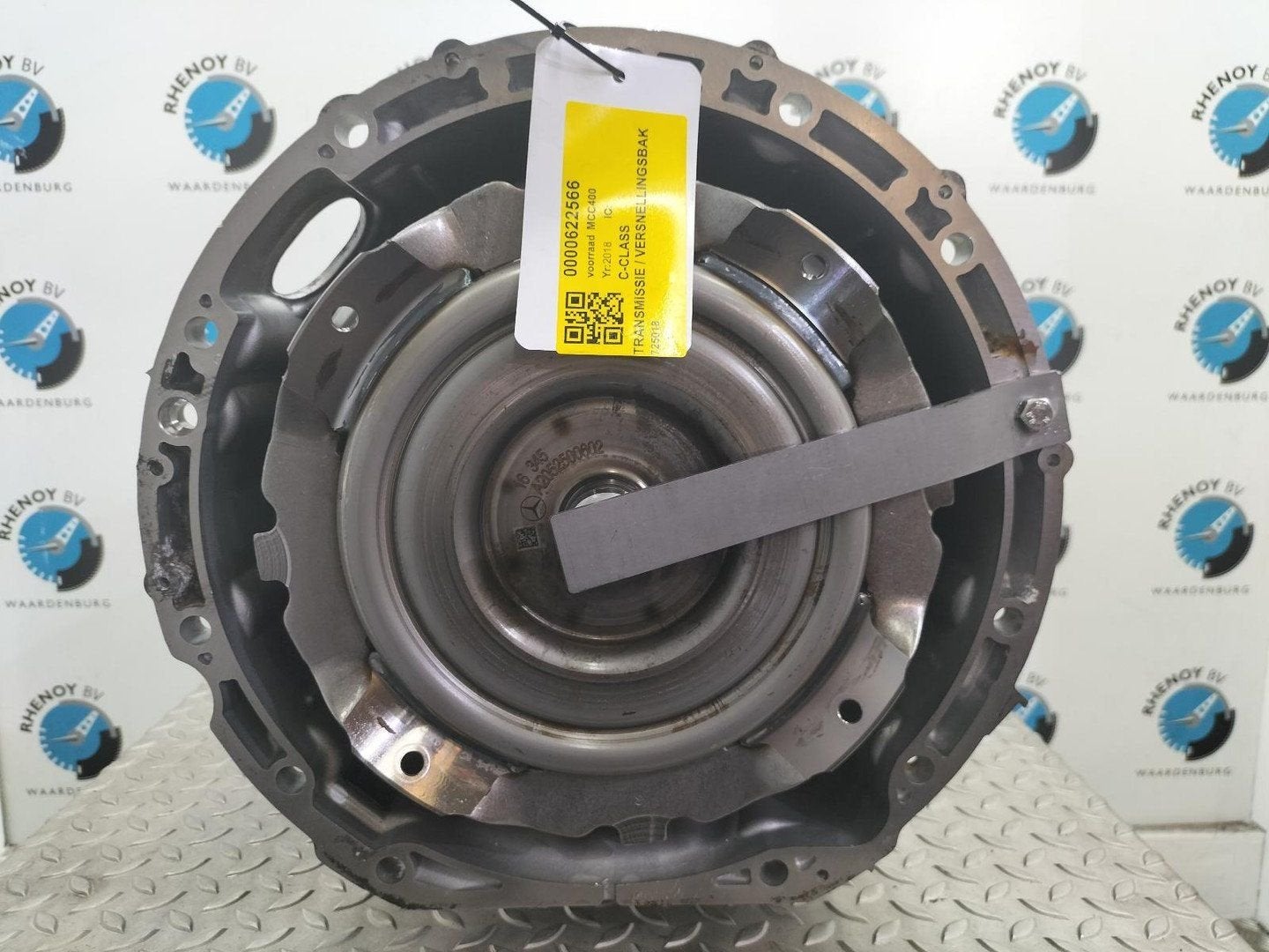 MERCEDES C-CLASS TRANSMISSIE / VERSNELLINGSBAK 2052705902 20, Enlèvement ou Envoi, Utilisé, ARN reconnu