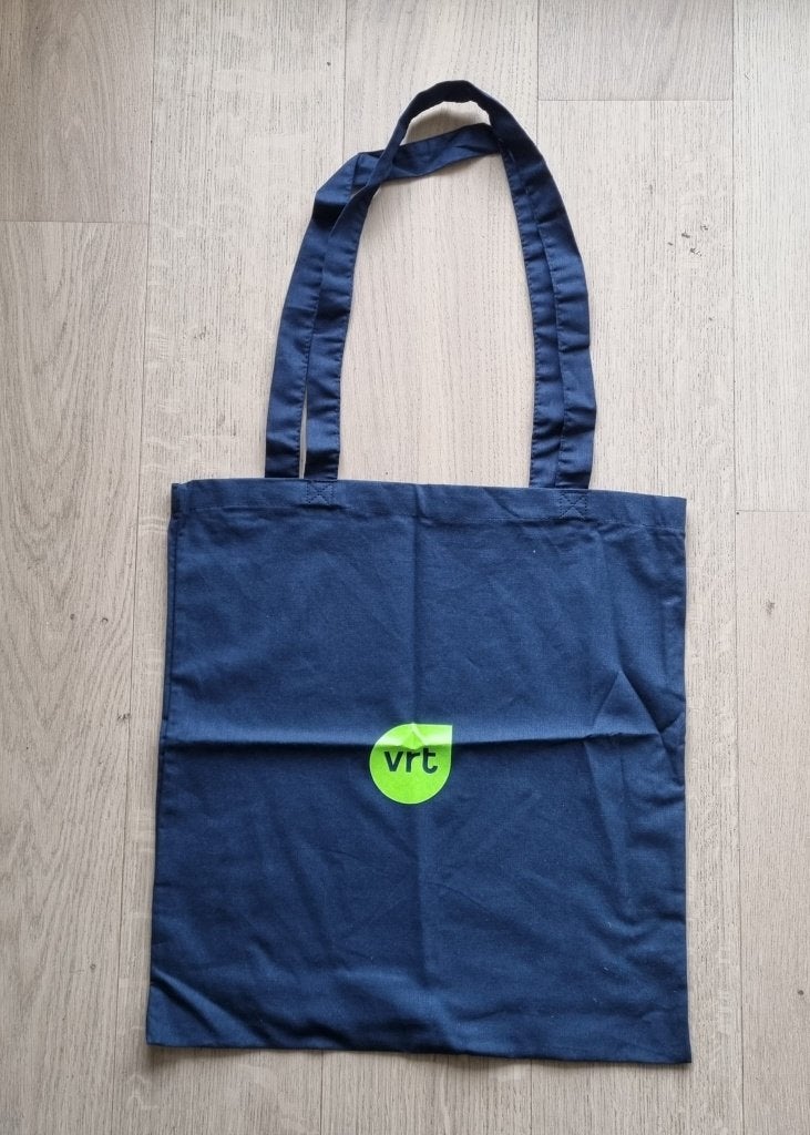 Tote bag donkerblauw met logo VRT op voor- en achterkant, Ophalen of Verzenden, Nieuw, Blauw, Overige merken