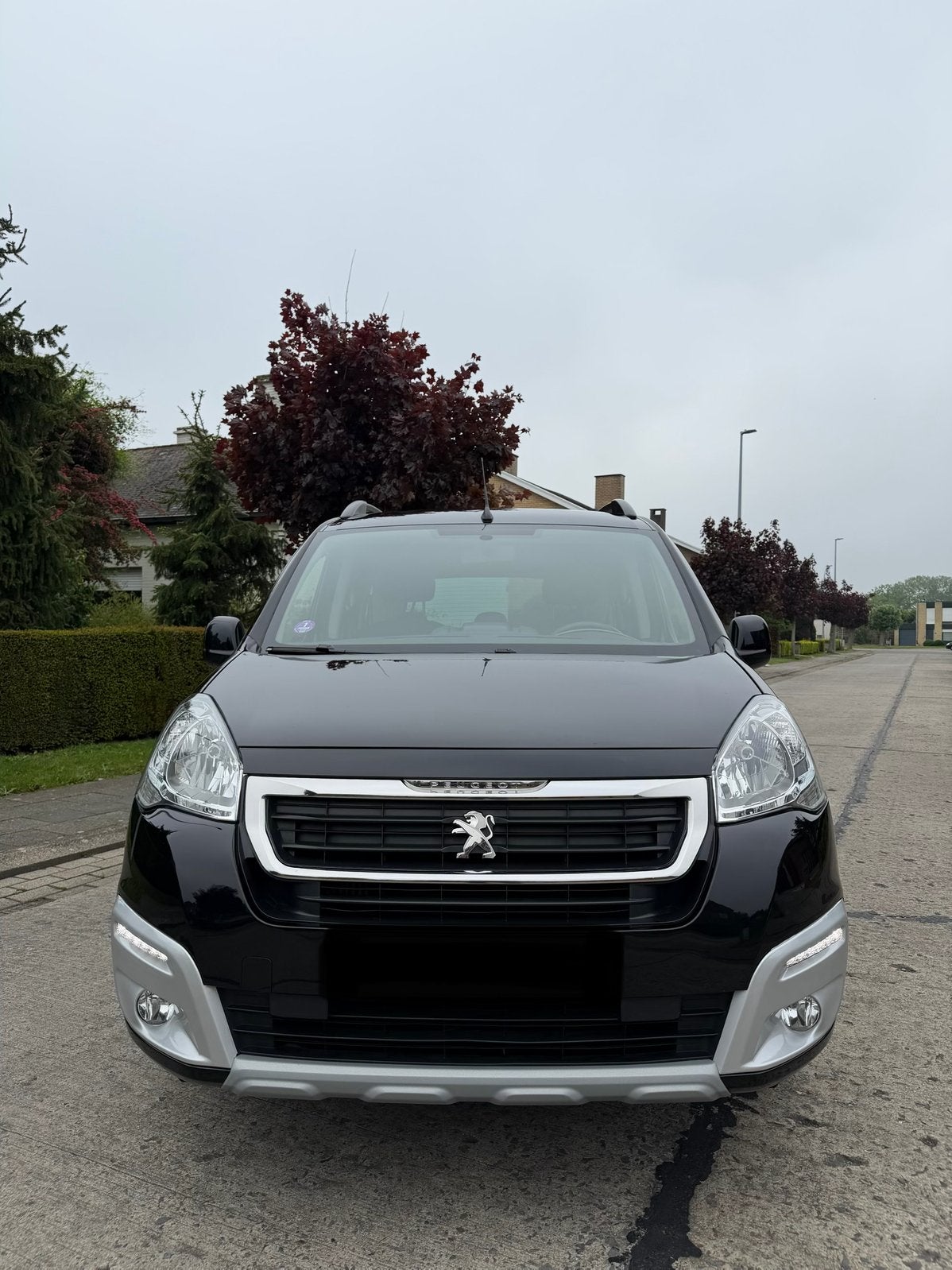 Peugeot Partner Tepee 2018, Style, Dealer onderhouden, Zwart, Handgeschakeld, 5 deurs