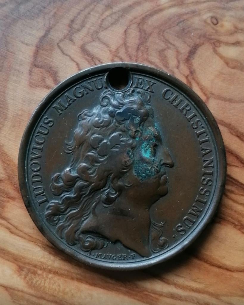 Médaille bronze naissance Duc d'Anjou 1710 mauger, Envoi, Bronze