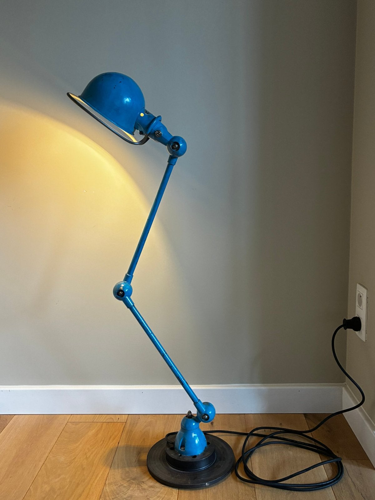 Jieldé - Jean-Louis Domecq - 2 armen vloerlamp, Huis en Inrichting, Gebruikt, 100 tot 150 cm, Ophalen of Verzenden, Metaal
