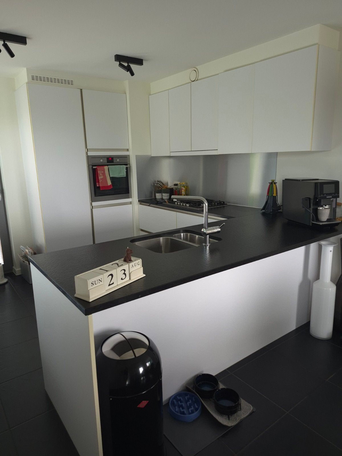 Complete keuken, Ophalen