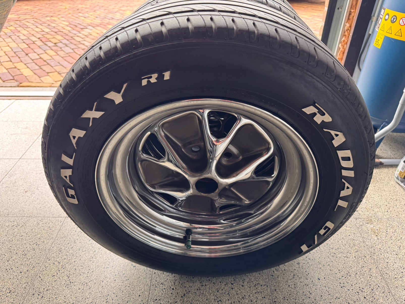 Galaxy banden met witte letters, Ophalen, 15 inch, Band(en), Personenwagen