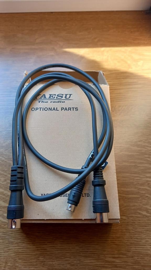 YAESU SCU-22 Optiekabel, Ophalen