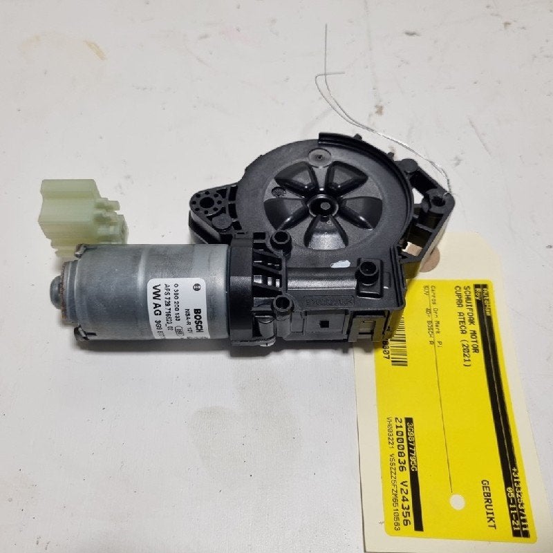 SCHUIFDAK MOTOR Cupra Ateca (01-2018/-) (|3G9877795G|), Gebruikt, Seat