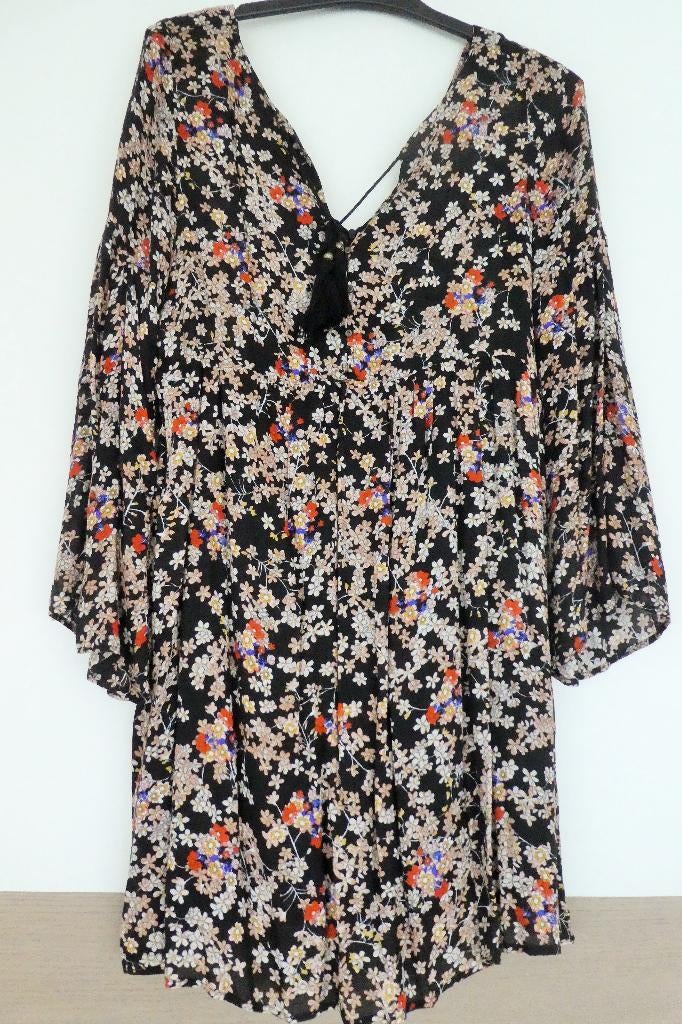 Jolie Robe Mango Noir Fleurie Bohème T. 38 NEUF !, Ophalen, Nieuw, Maat 38/40 (M), Overige kleuren