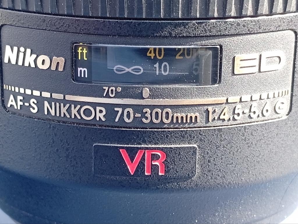 Objectif Nikon 70-300