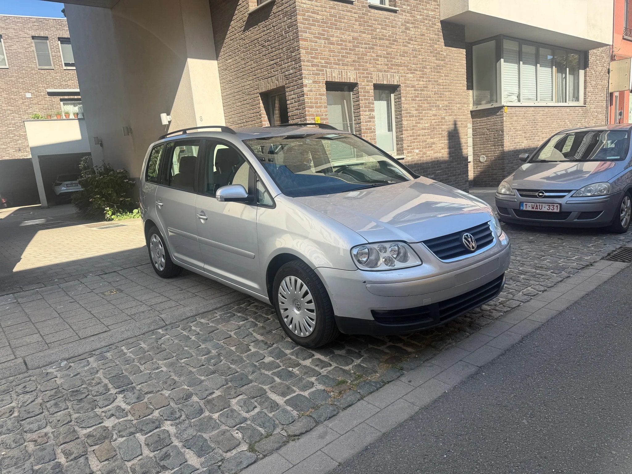 VW TOURAN / 1.6 BENZINE / AC / LEZ OK, Gebruikt, 1600 cc, Bedrijf, 5 zetels