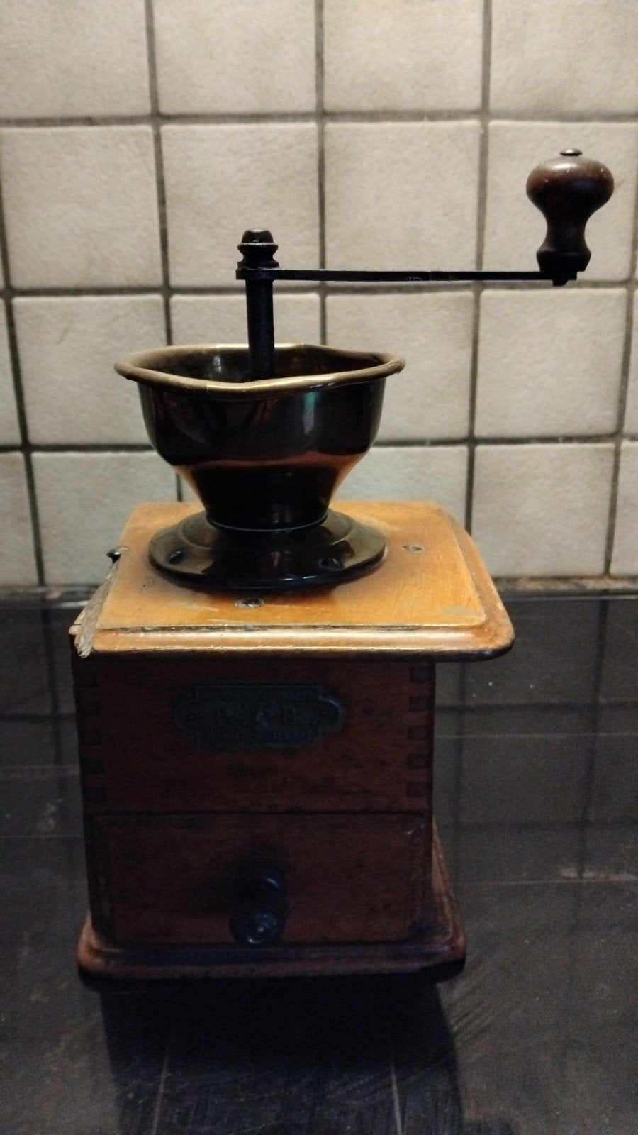 oude koffiemolen, Ophalen