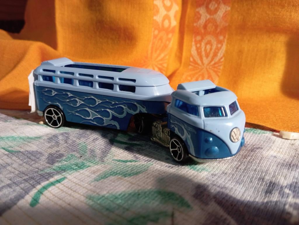 Hot Wheels costum volkswagen hauler, Verzenden, Zo goed als nieuw, Matchbox