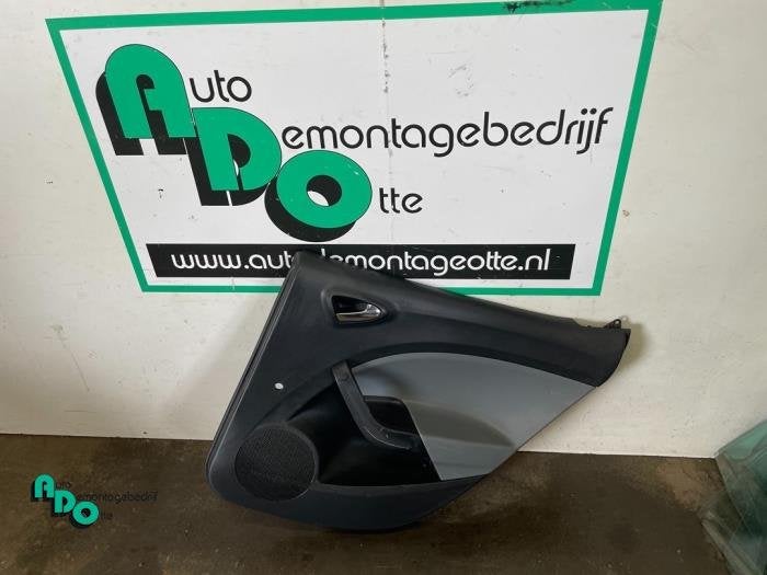 Revêtement portière 4portes arrière droite d'un Seat Ibiz, -, 3 mois de garantie, Utilisé, -