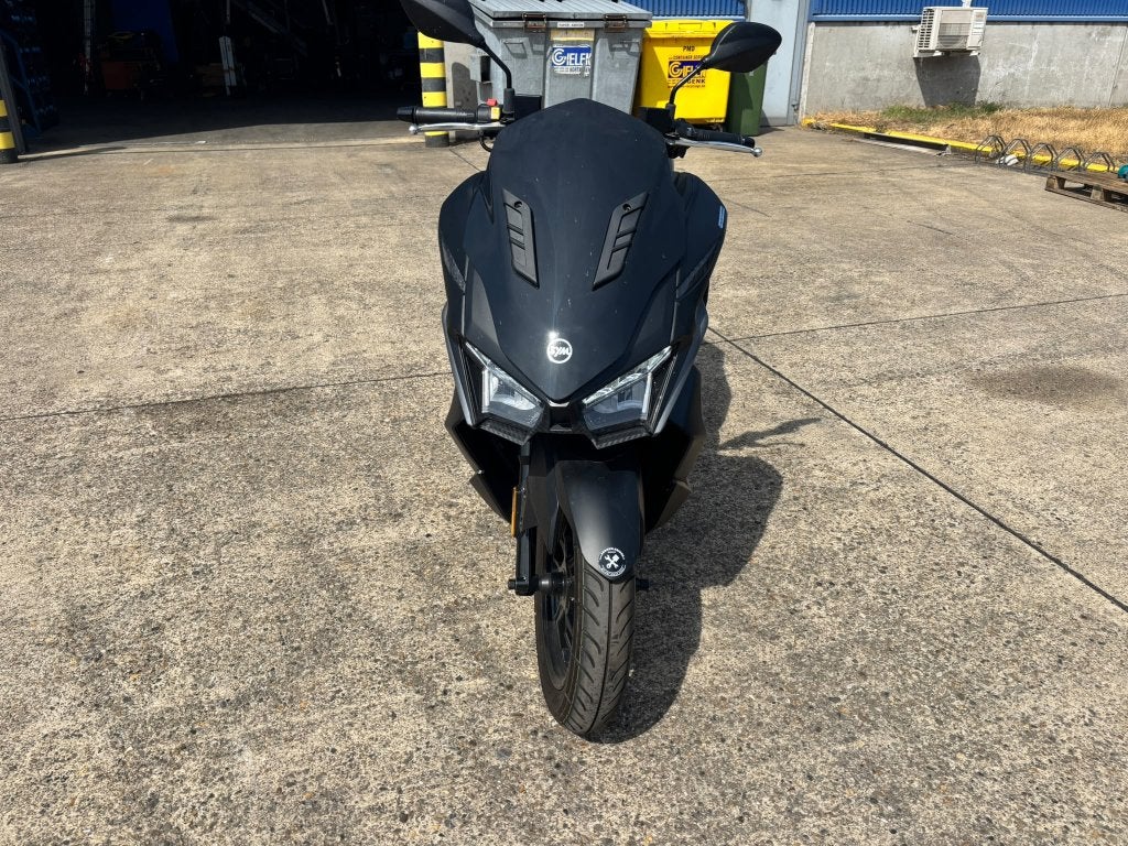 scooter SYM 125CC AMPER 1000 KM, Enlèvement