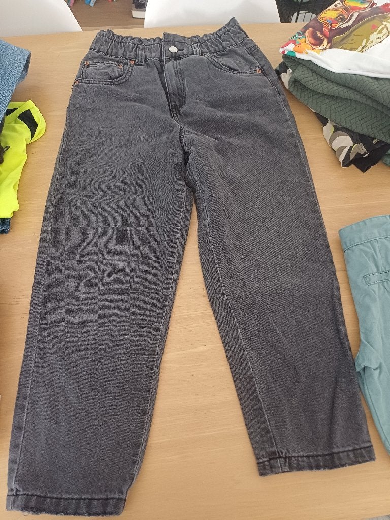 Zara jeans mt 152 nooit gedragen, Enfants & Bébés, Vêtements enfant | Taille 152, Fille, Pantalon, Neuf, Zara