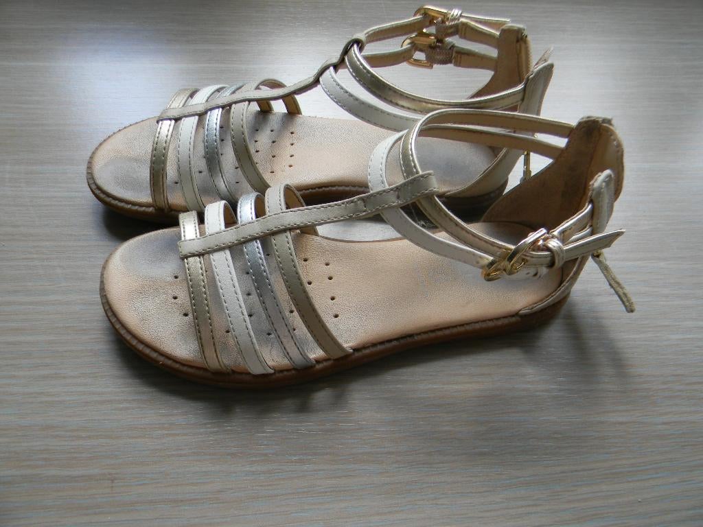 Geox sandalen maat 33, Ophalen, Meisje, Schoenen, Zo goed als nieuw