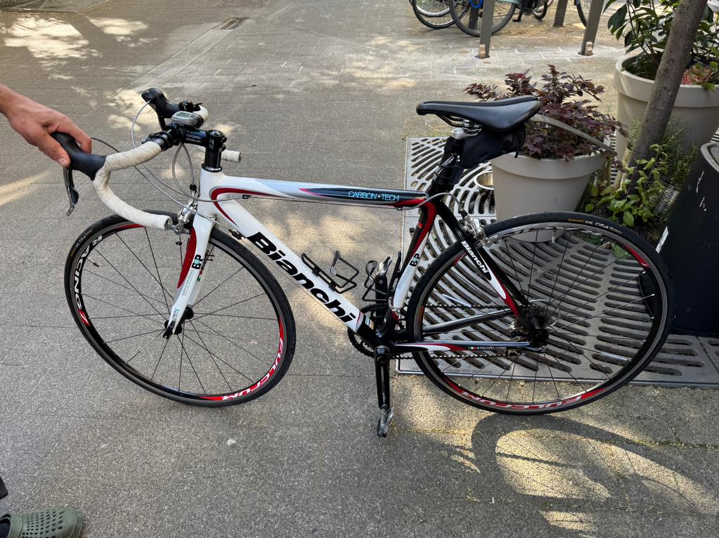 Bianchi carbon racefiets, Fietsen en Brommers, Fietsen | Racefietsen, Ophalen, Zo goed als nieuw, Carbon