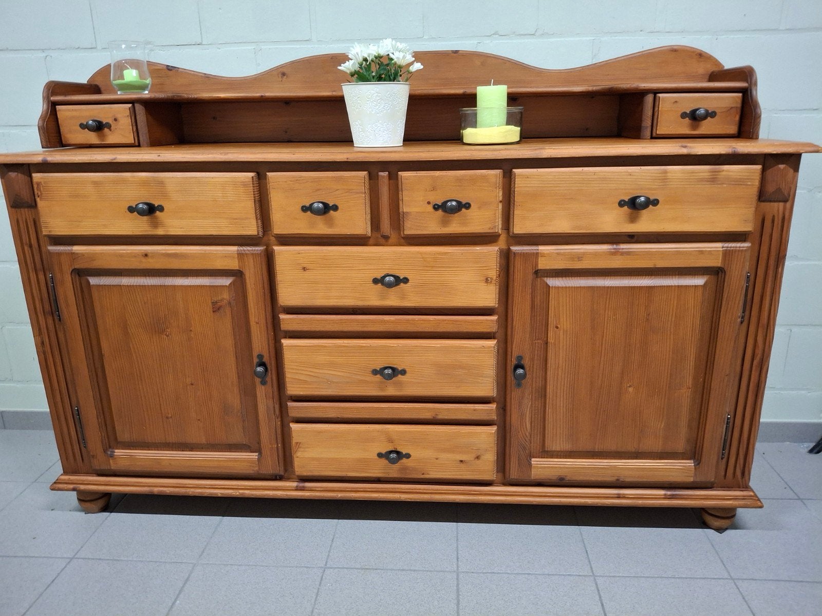 Massief grenen dressoir, Ophalen