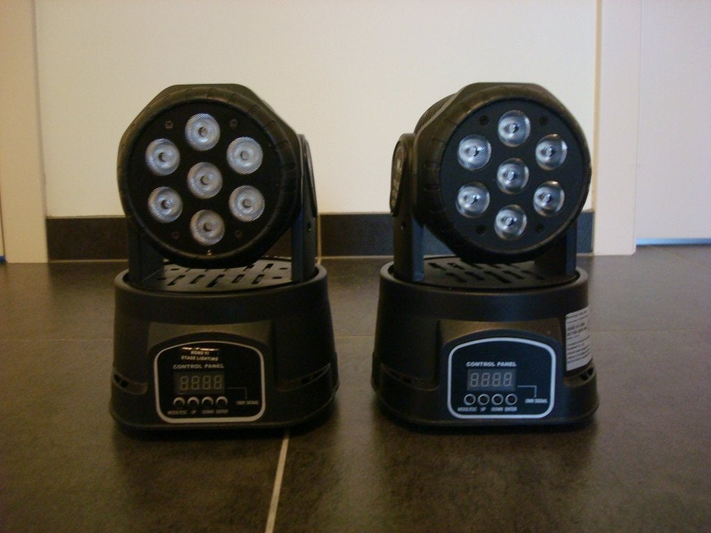 2x Led Moving Head Zwart, Muziek en Instrumenten, Ophalen of Verzenden, Zo goed als nieuw, Licht, Geluidgestuurd