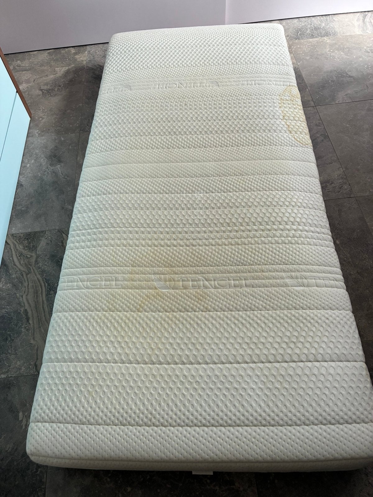Twee eenpersoonsmatrassen 90x200 GRATIS vandaag ophalen, Ophalen, Gebruikt, 90 cm, Eenpersoons