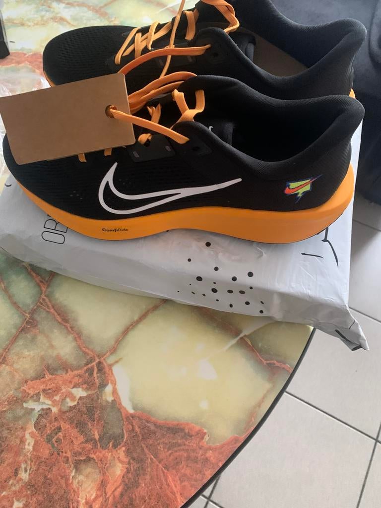 Nike quest 6 loopschoenen, Enlèvement, Comme neuf
