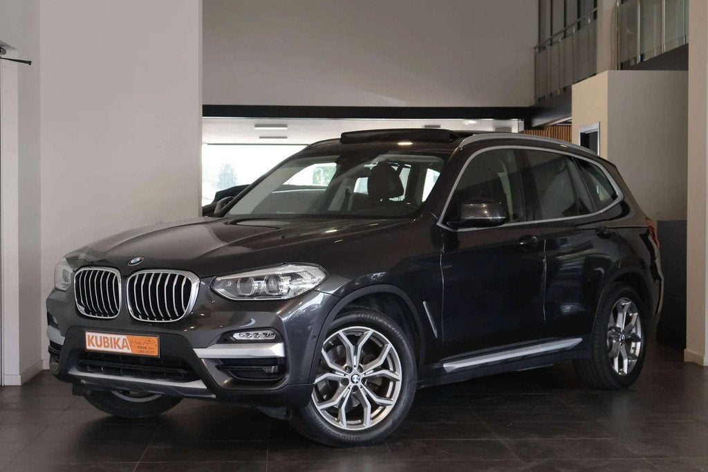 BMW X3 X3 2.0 dA sDrive18 PANO LED Camera Keyless Garantie *, Autos, BMW, Argent ou Gris, Achat, Euro 6, Entreprise