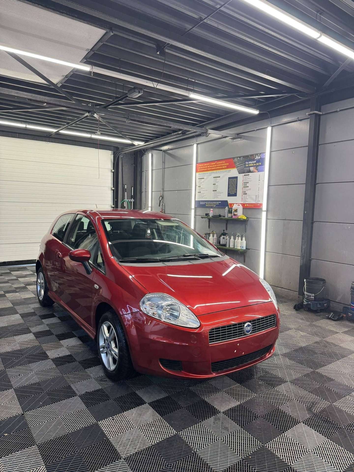 Fiat Punto 1.2i 16v Dynamic Speed Gear (automatique), 80 ch, Achat, Entreprise, Automatique