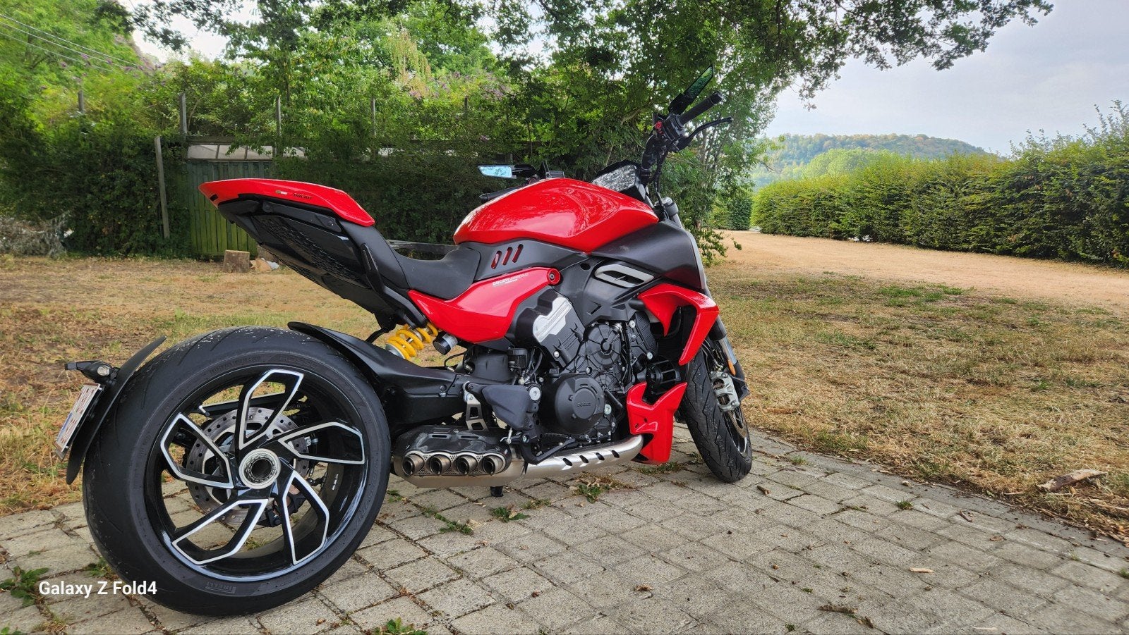 Ducati diavel v4, full option Akrapovic, 2200km. année 2024, Motoren, Motoren Inkoop, Ophalen