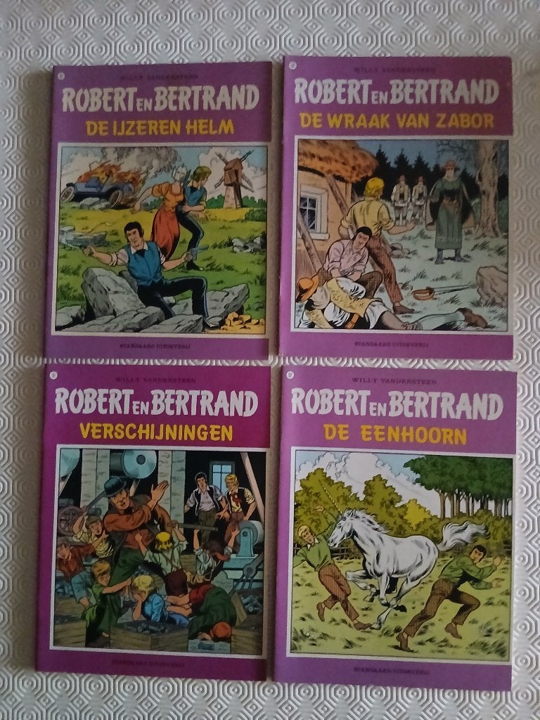 Robert en Bertrand 1ste drukken (1982/1985), Willy Vandersteen, Ophalen of Verzenden, Zo goed als nieuw, Meerdere stripboeken