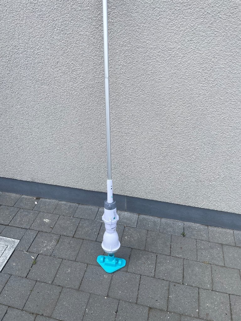 Zwembadstofzuiger, Tuin en Terras, Ophalen, Zo goed als nieuw