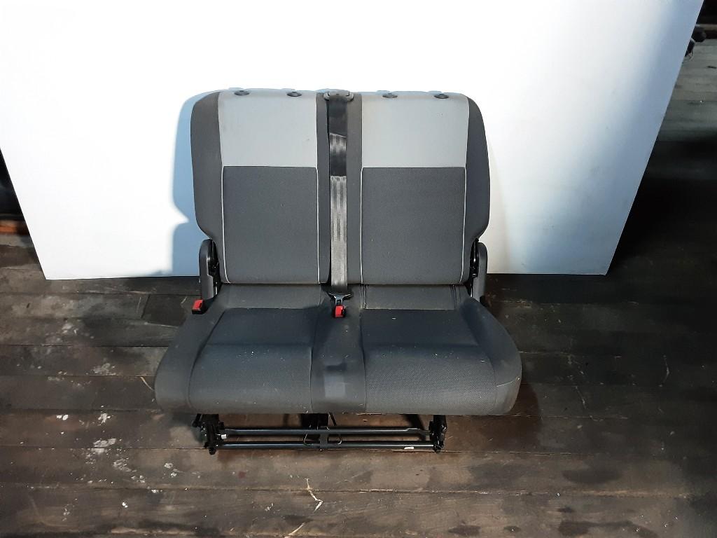 ACHTERBANK Caddy Combi III (2KB,2KJ) (2K0010411D), Gebruikt, Volkswagen, Mevr. I. Hauben, Rue de l'Espoir 34 34
4030  GRIVEGNÉE, BE