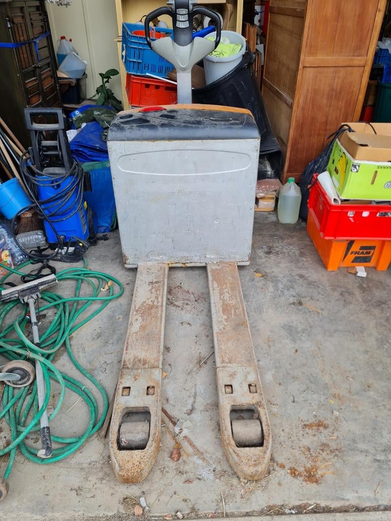 Transpalette électrique STILL EXU 16 – 1600 kg – à réviser
