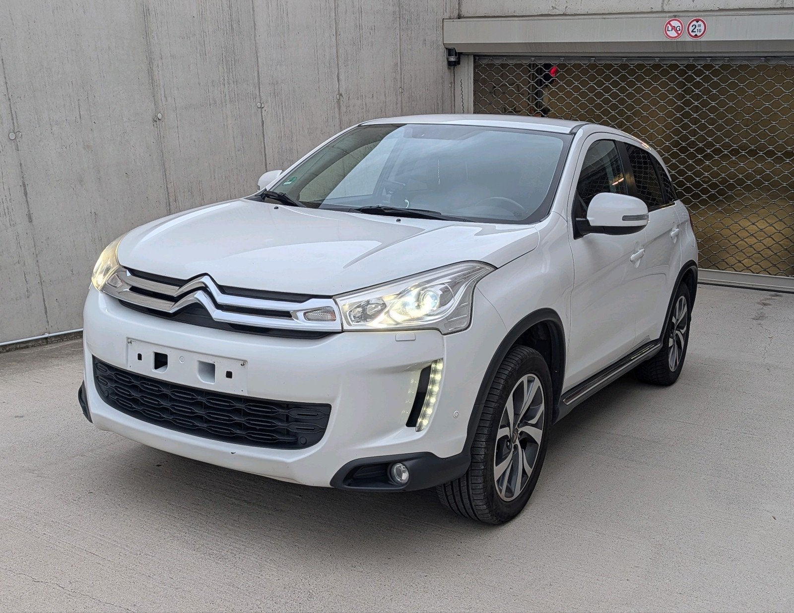 Citroen C4 aircross, Auto's, Euro 5, 1590 cc, Wit, Leder
