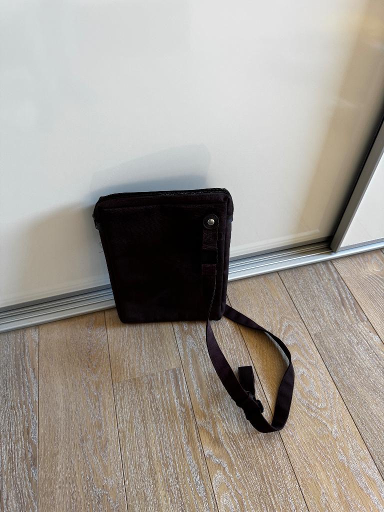 Handige zwarte Crossbody / Schoudertas, Ophalen, Nieuw, Zwart