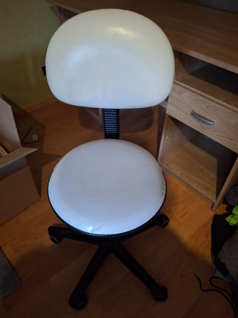 Bureau stoel, Ophalen