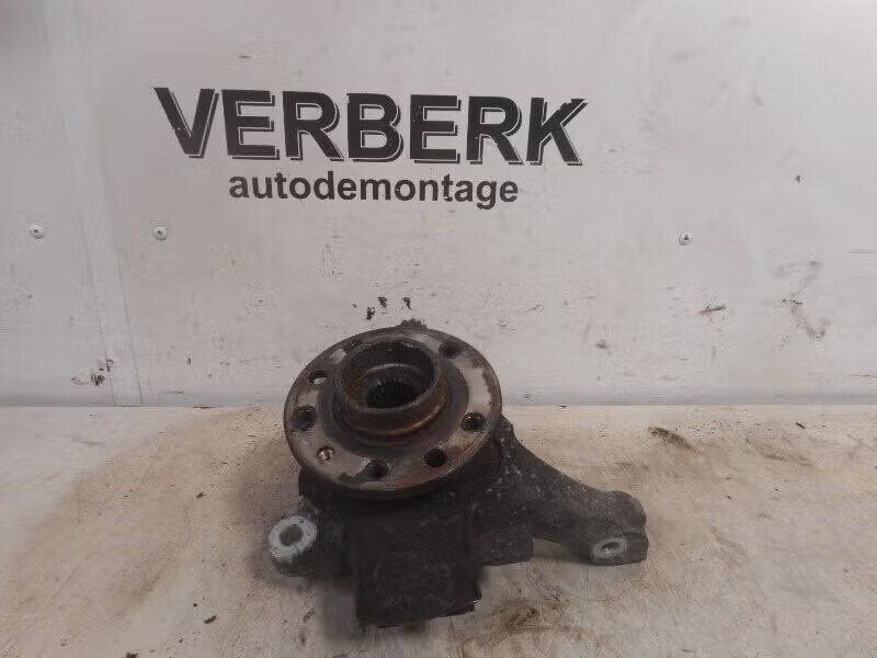 WIELNAAF LINKS VOOR Opel Vectra C Caravan (01-2003/01-2009), Bahnhofsplatz 65423 Rüsselsheim am Main, DE, Enlèvement ou Envoi