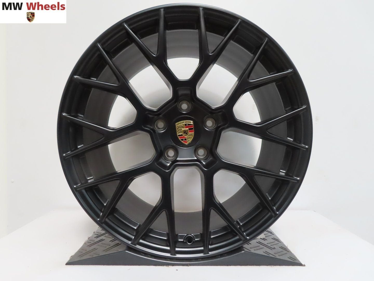 Originele Porsche 21 inch achtervelg 911 992.1 Spyder zwart, -, -, Nieuw, Band(en)