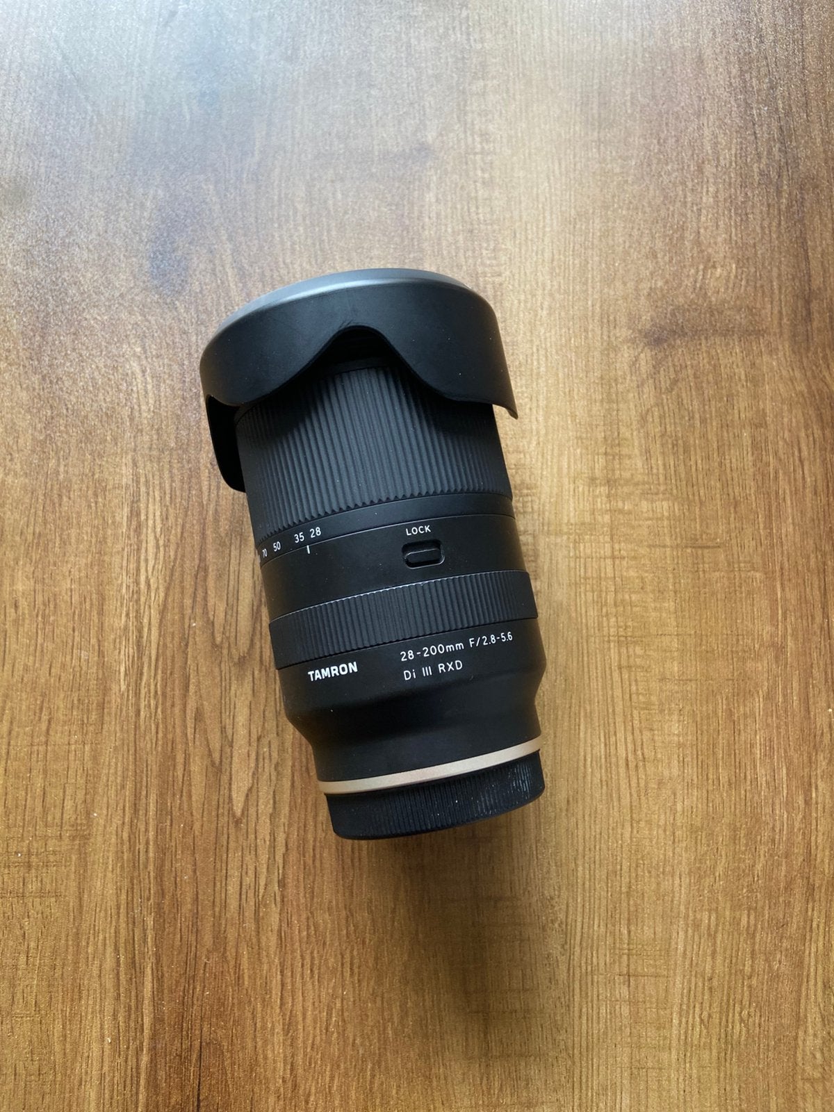 Tamron 28-200 2.8-5.6, TV, Hi-fi & Vidéo, Comme neuf, Accessoires, Pare-soleil, Sony