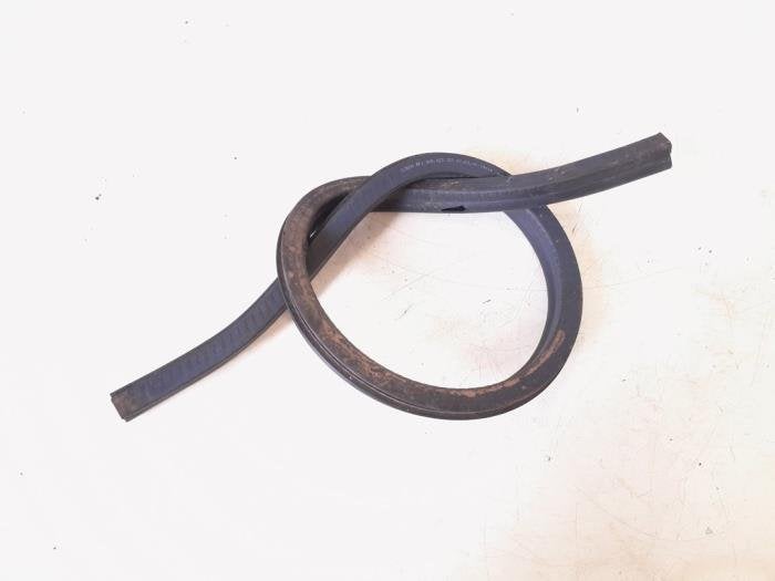 Motorkaprubber van een Audi A3, Auto-onderdelen, Carrosserie, Audi, Gebruikt, 3 maanden garantie, Ophalen of Verzenden