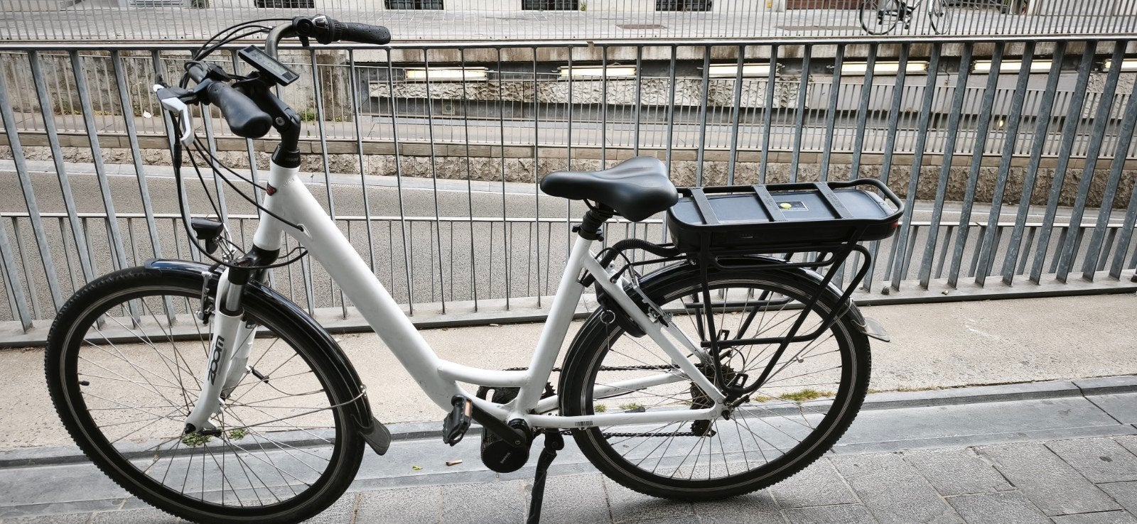 Elektrische fiets met middenmotor, Fietsen en Brommers, Ophalen