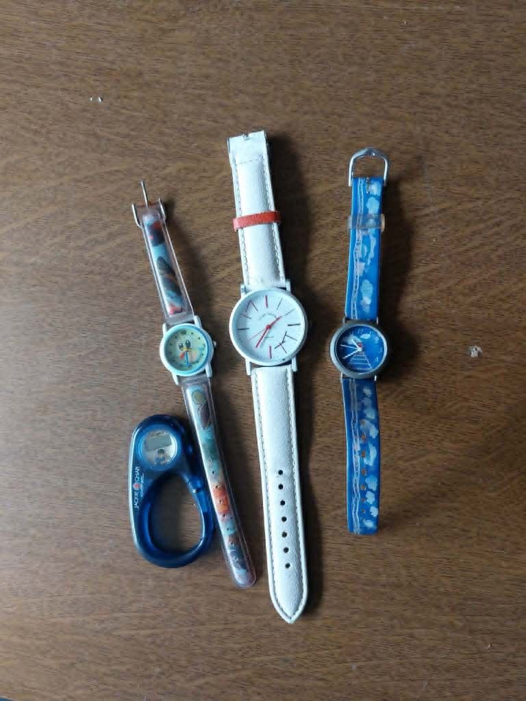 Uurwerken / horloge wel nog een batterij moet er in, Ophalen, Gebruikt