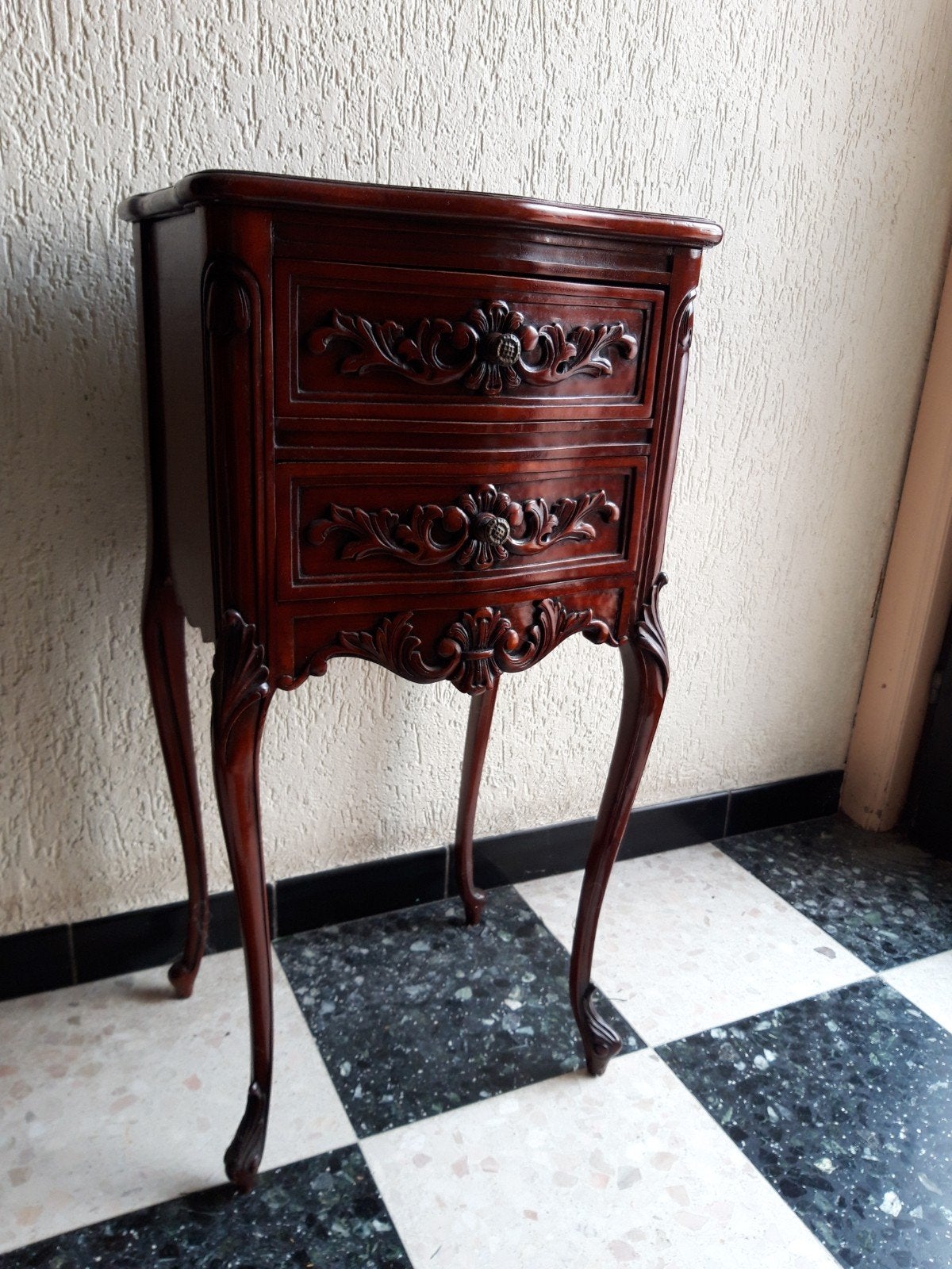 Armoire d'appoint Louis XV française ancienne, Antiquités & Art, Enlèvement